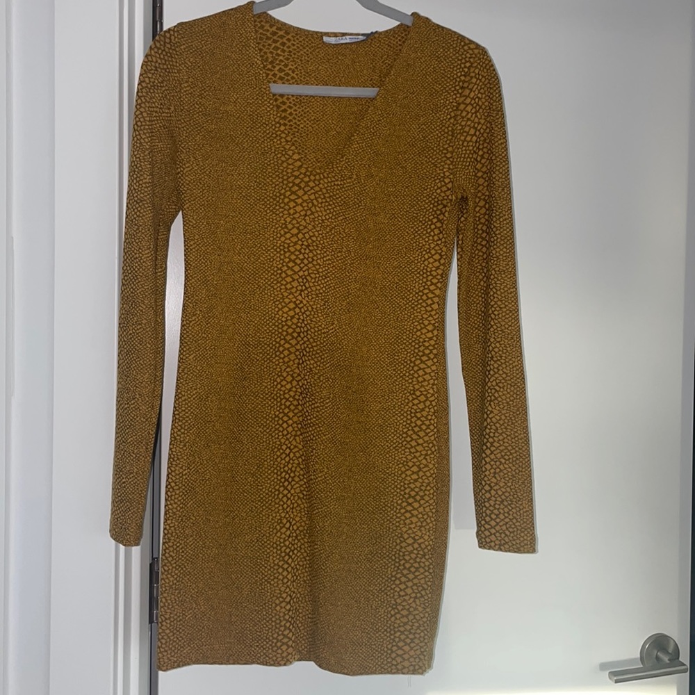 Zara mini long sleeve dress size medium